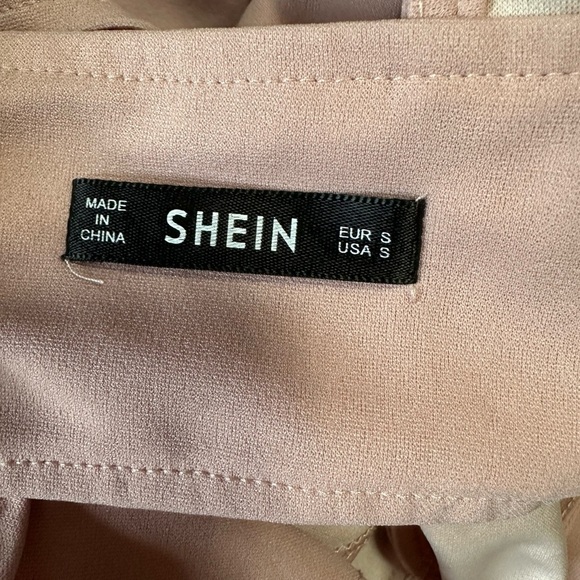 SHEIN Pink Jumpsuit​​ - Picture 5 of 5